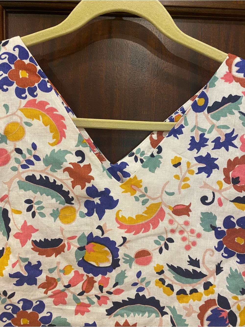 Boden Multicolor Floral V-Neck Top - Picture 2 of 6